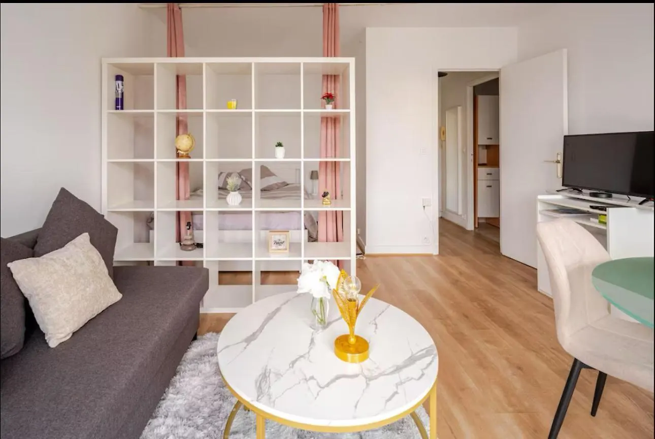 Apartment Bonito Cerca De La Torre Eiffel